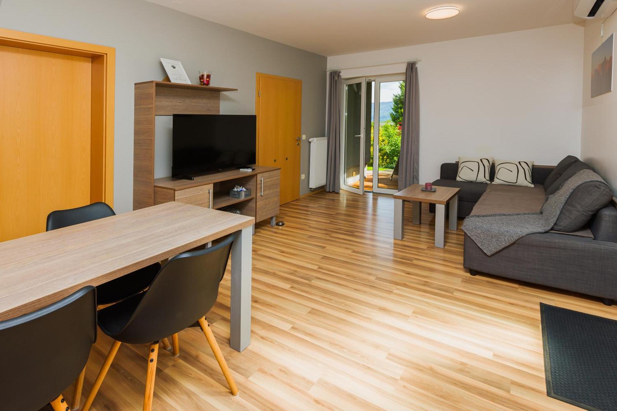 Modern Apartment Bled Bagian luar foto